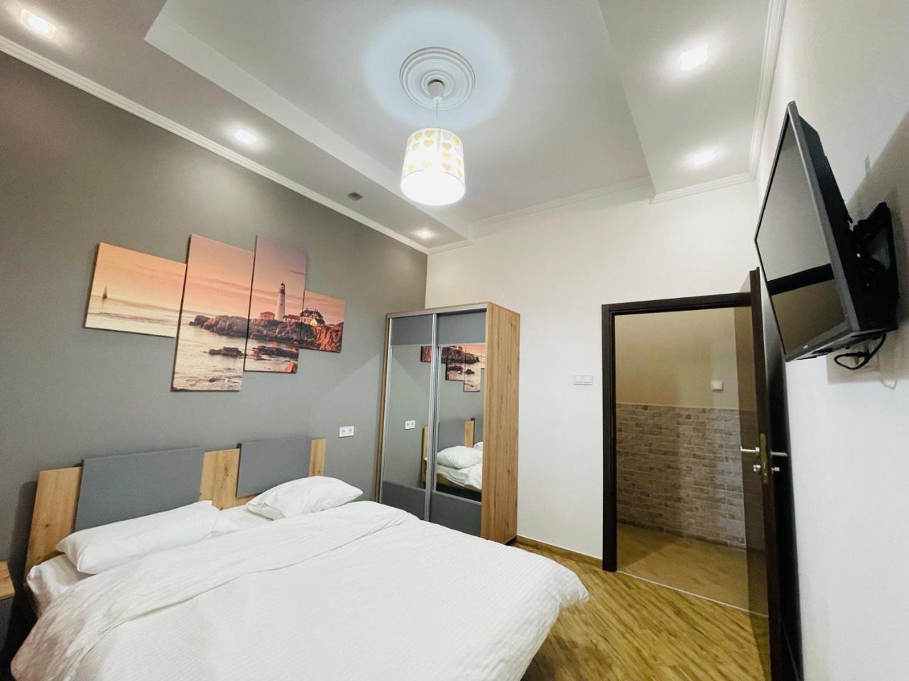 Apartment For Rent In The City Center Of Kharkiv K18 Elinaflats Esterno foto